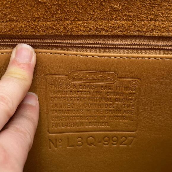 Vintage Coach Willis Bag 9927 Camel 2003 - Picture 6 of 10